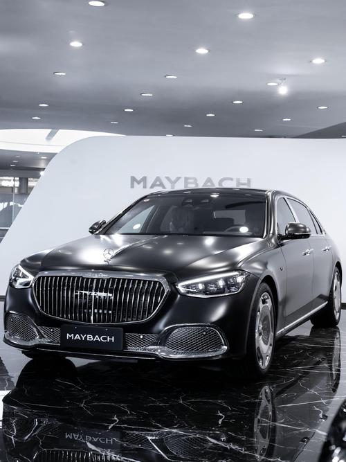 重庆220岚图汽车的售后服务让用户无忧出行，迈巴赫未来的豪华车趋势